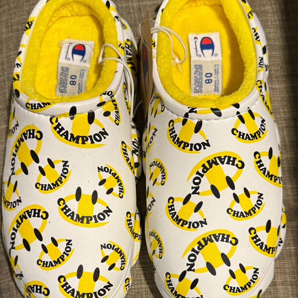 CROCS